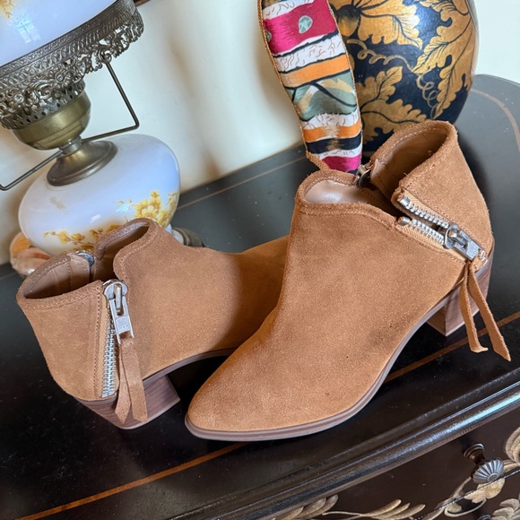 Steve Madden Brown Suede Ankle Booties - Picture 14 of 15